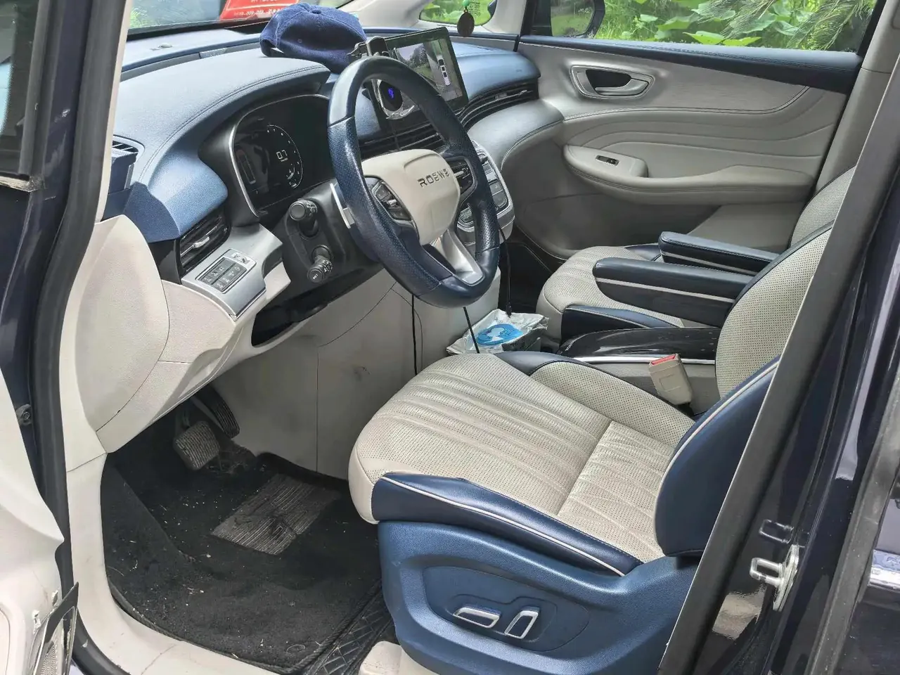 Roewe iMAX8 2022 400TGI Honor Edition 5
