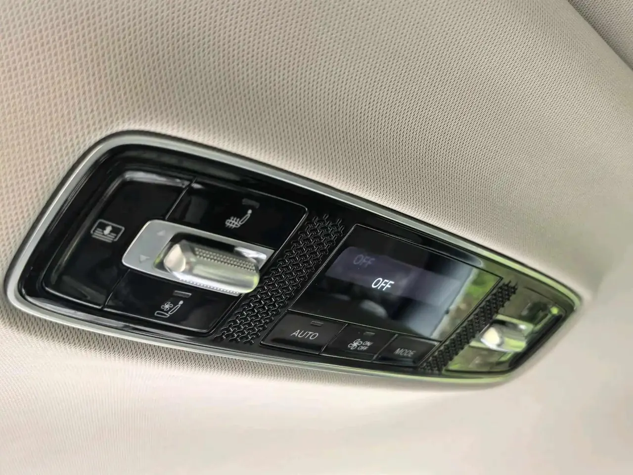 Roewe iMAX8 2022 400TGI Honor Edition 8