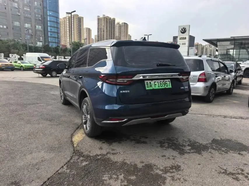 Jiaji New Energy 2022 1.5TD PHEV Platinum Honorable Model 6
