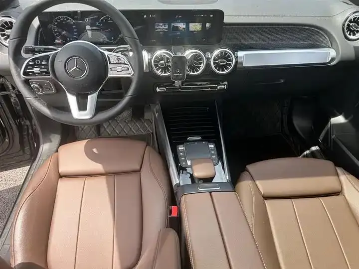 Mercedes Benz GLB 2022 model change GLB 200 fashion model 5