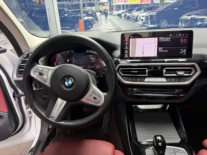 BMW X3 2023 xDrive25i M sports suit 13