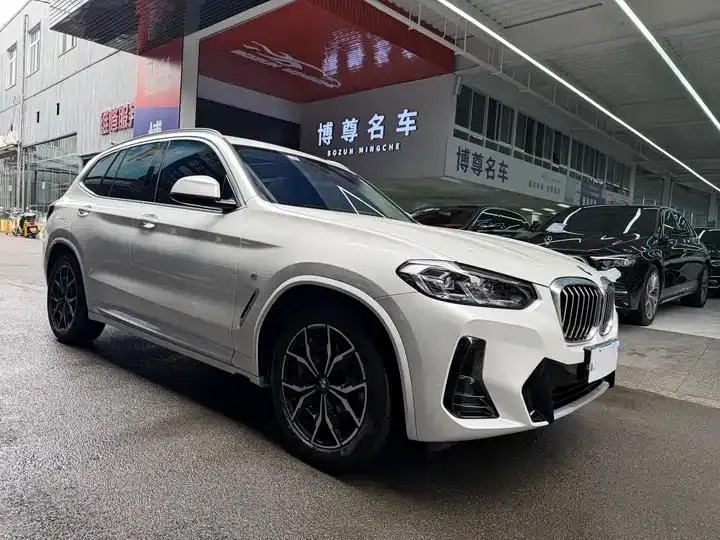 BMW X3 2023 xDrive25i M sports suit 3