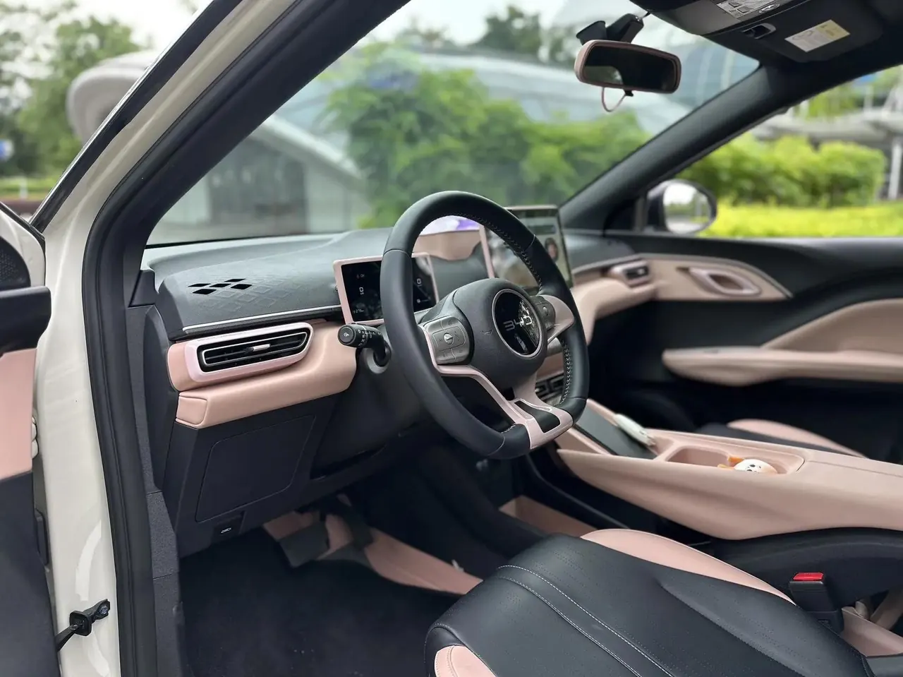BYD 2024 Seagull Glory Edition 405km Flying Edition Automatic Gear 11