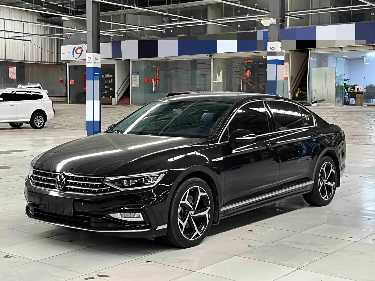 Magotan 2022 330TSI DSG Basic - View 1