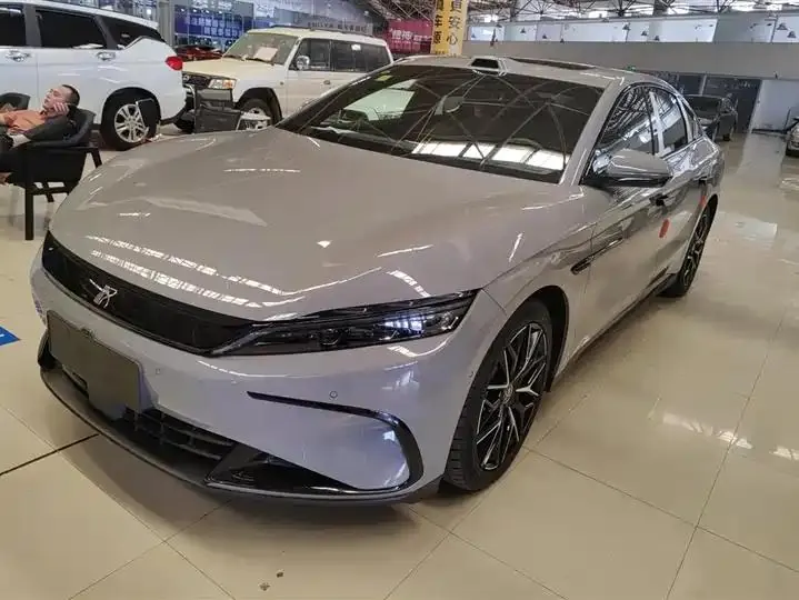 Han 2025 DM-i Intelligent Driving Version, 125km Range, Prestige Model - View 1