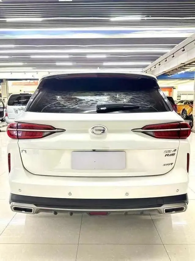 Chuanqi GS4 PLUS 2022 270T Auto Star Edition 4