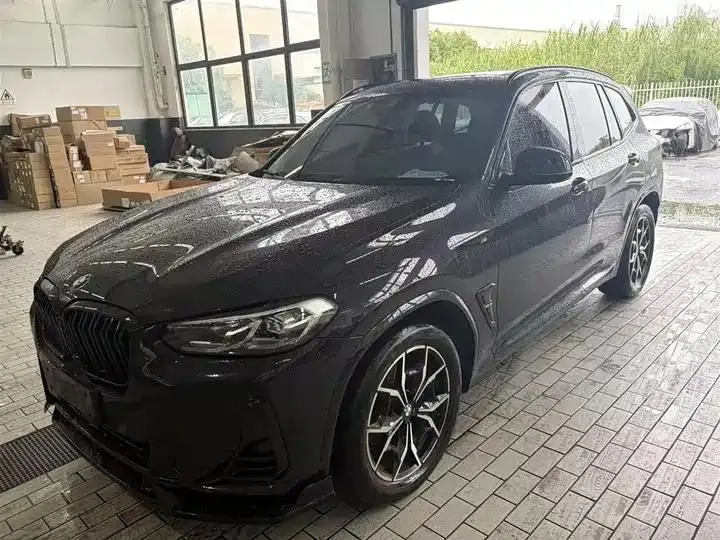 BMW X3 2022 facelift xDrive25i M sports suit - View 1
