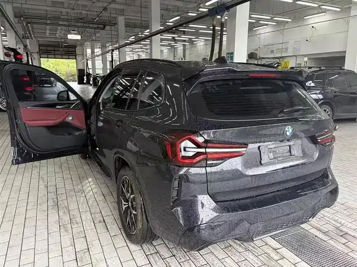 BMW X3 2022 facelift xDrive25i M sports suit 5