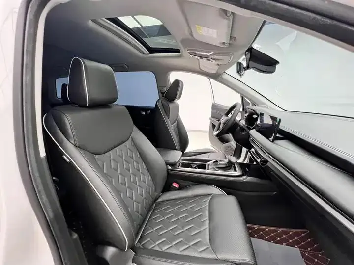 WuLing Jiachen 2022 1.5T CVT Enjoy Flagship 7