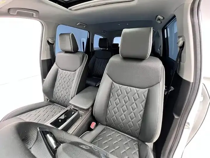 WuLing Jiachen 2022 1.5T CVT Enjoy Flagship 8