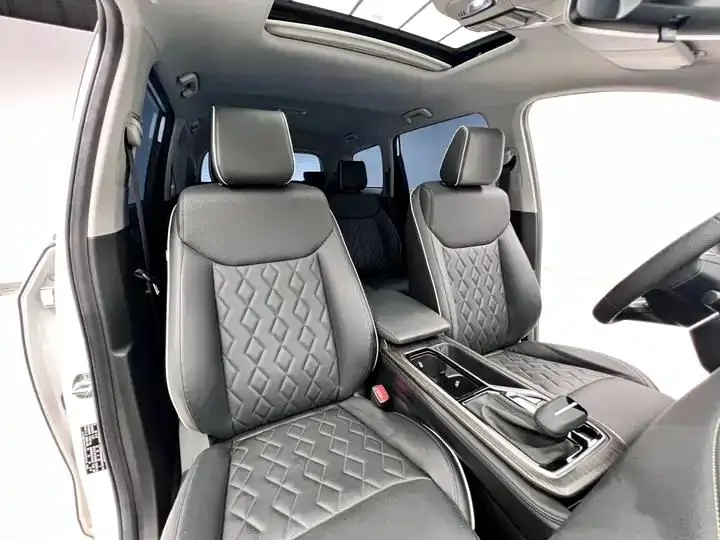 WuLing Jiachen 2022 1.5T CVT Enjoy Flagship 9