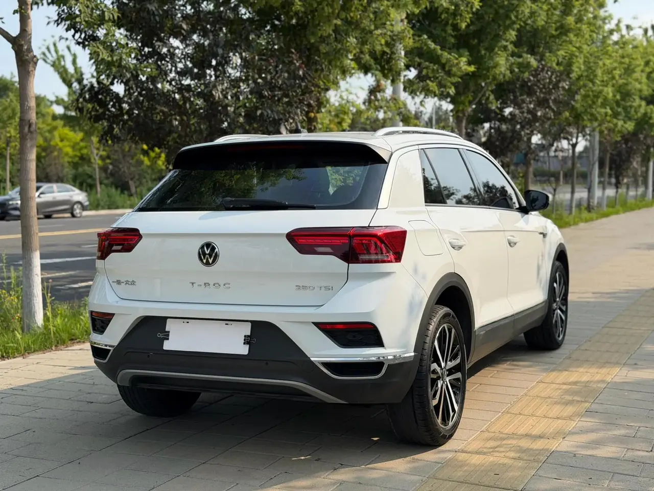 T-ROC 2022 280TSI DSG Front-Wheel Drive Comfort PLUS 16