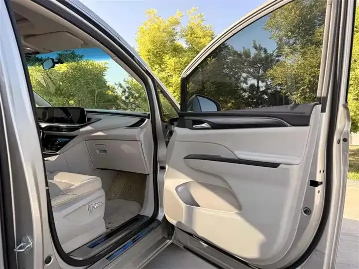 Buick GL8 2022 ES Land Noble 653T Comfort Model 10