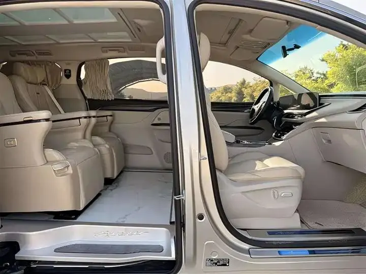Buick GL8 2022 ES Land Noble 653T Comfort Model 15