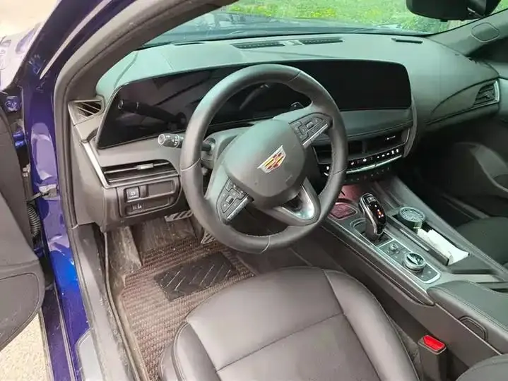 Cadillac CT5 2024 28T Honorable Model 12