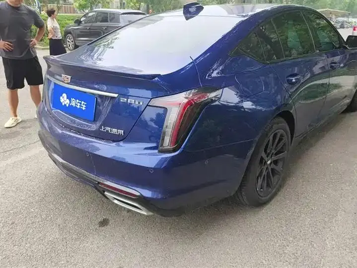 Cadillac CT5 2024 28T Honorable Model 3