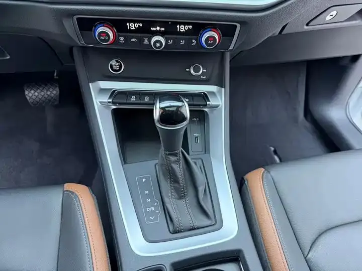 Audi Q3 2021 model 35 TFSI Fashion Dynamic Edition 10