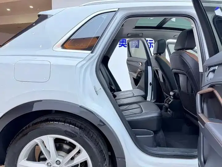 Audi Q3 2021 model 35 TFSI Fashion Dynamic Edition 16