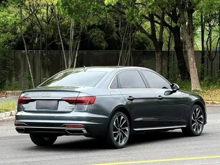 Audi A4L 2022 40 TFSI Fashion Elegant 24