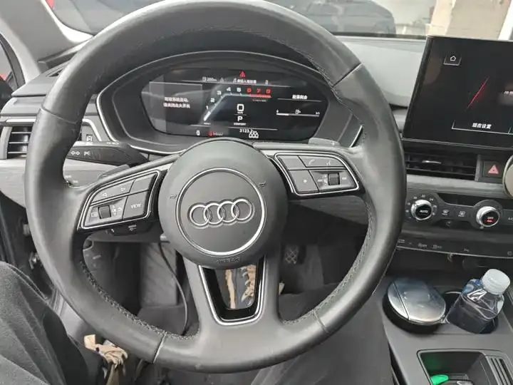 Audi A4L 2022 40 TFSI Fashion Elegant 4