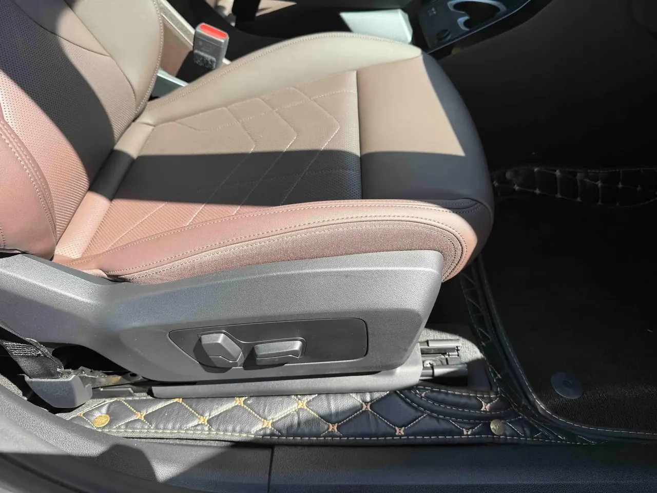 BMW 2023 iX1 eDrive25L eDrive25L m sports suit automatic gear 10