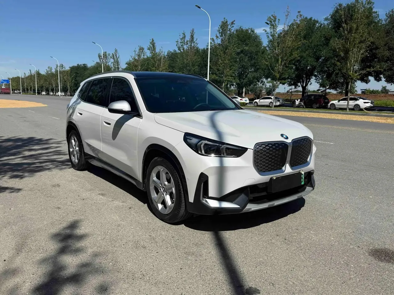 BMW 2023 iX1 eDrive25L eDrive25L m sports suit automatic gear 3