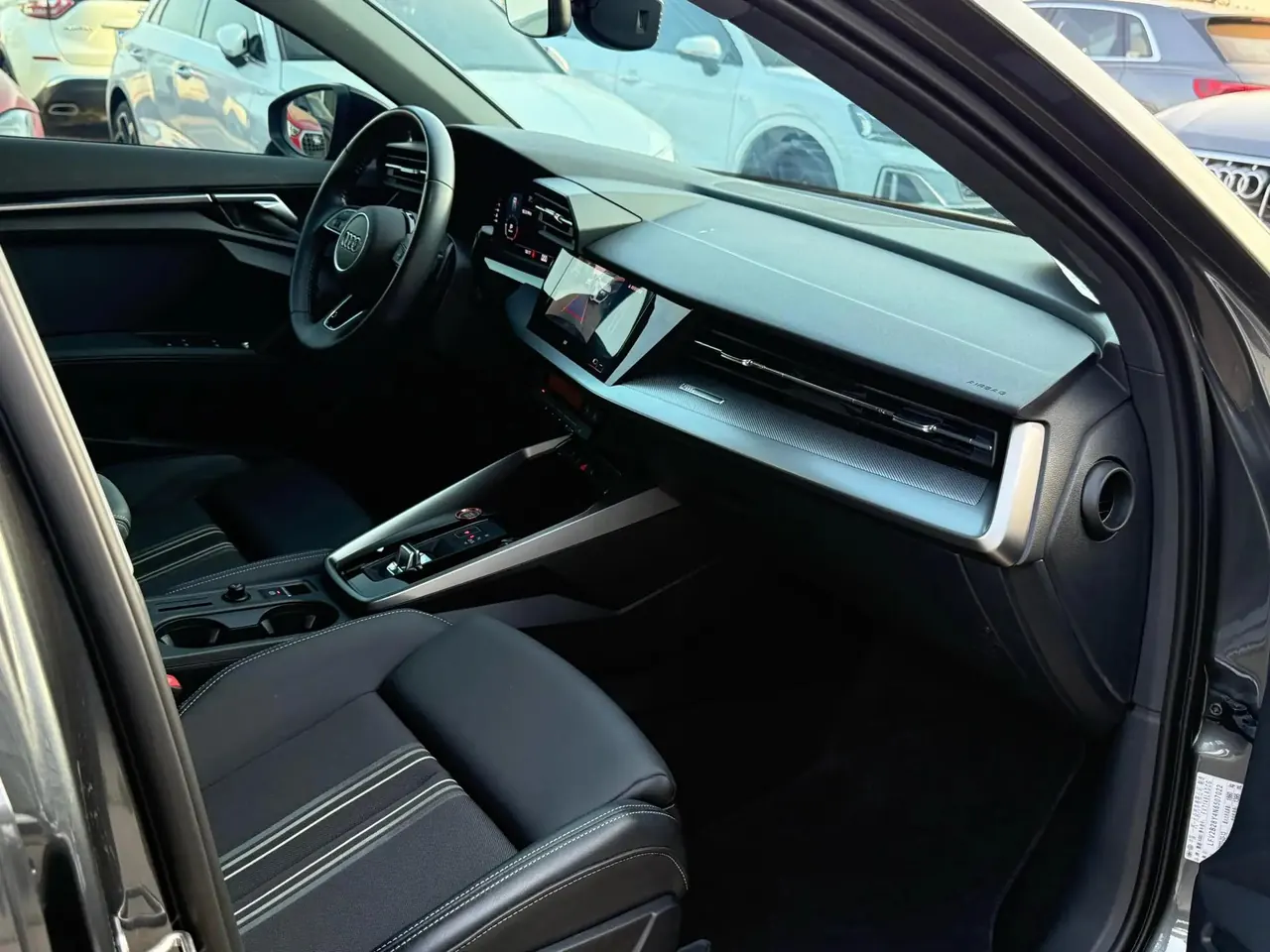 Audi A3 2022 Sportback 35 TFSI Fashion Sport 4