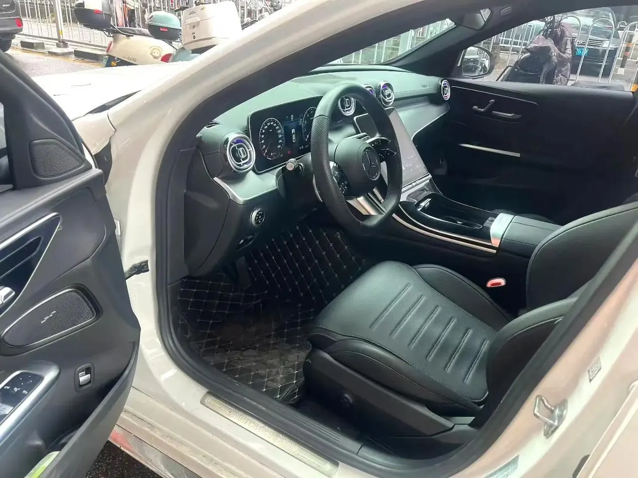 Mercedes Benz C- Class 2024 C 200 L 48V 1.5T Sport Edition Automatic 4
