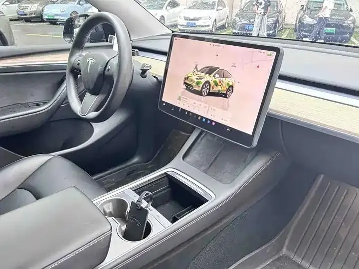 2022 Model Y Refreshed Rear-Wheel-Drive Version 16