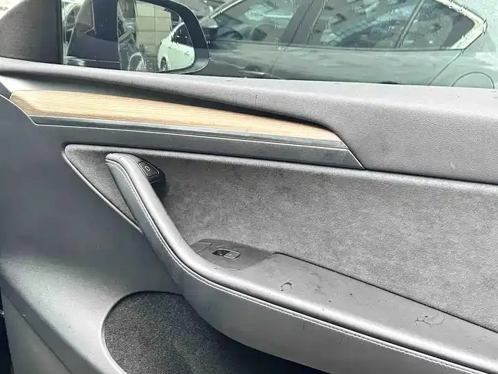 2022 Model Y Refreshed Rear-Wheel-Drive Version 8