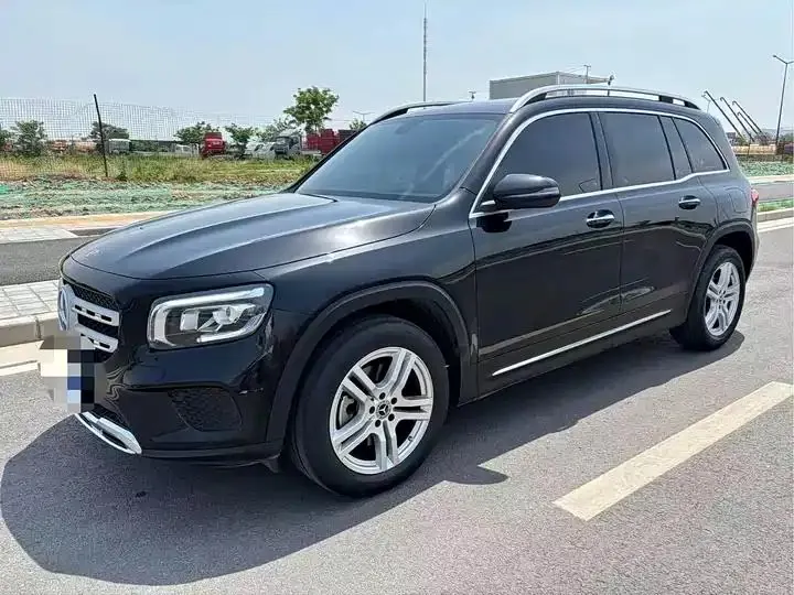 Mercedes Benz GLB 2023 GLB 220 Dynamic - View 1