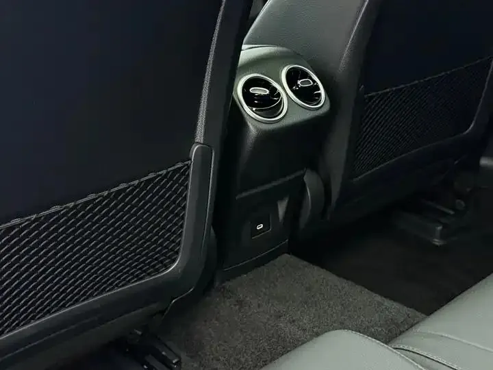Mercedes Benz Class A 2023 A 180 L 13