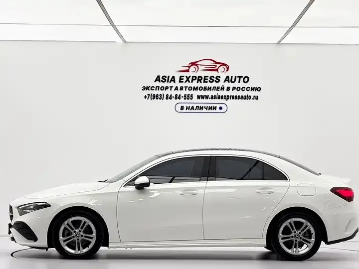 Mercedes Benz Class A 2023 A 180 L 7