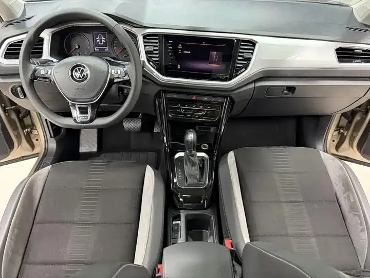 T-ROC Tange 2021 280TSI DSG Two-Drive Elite Zhilian Edition 15