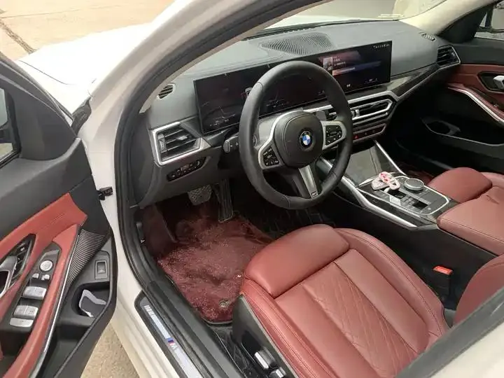 BMW 3 Series 2023 model 325Li M Sport Package 7