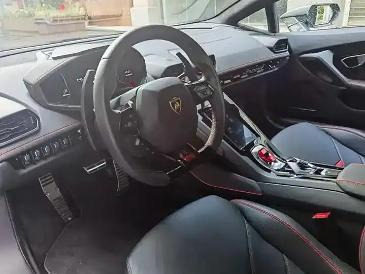 Huracán 2020 Huracán EVO RWD 9