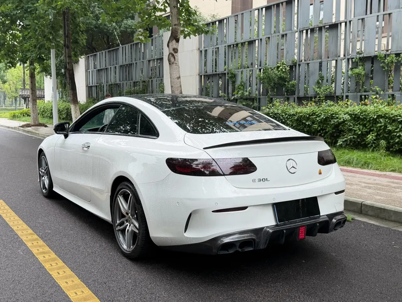 Mercedes Benz E-Class (Imported) 2020 E -260 Coupe 7