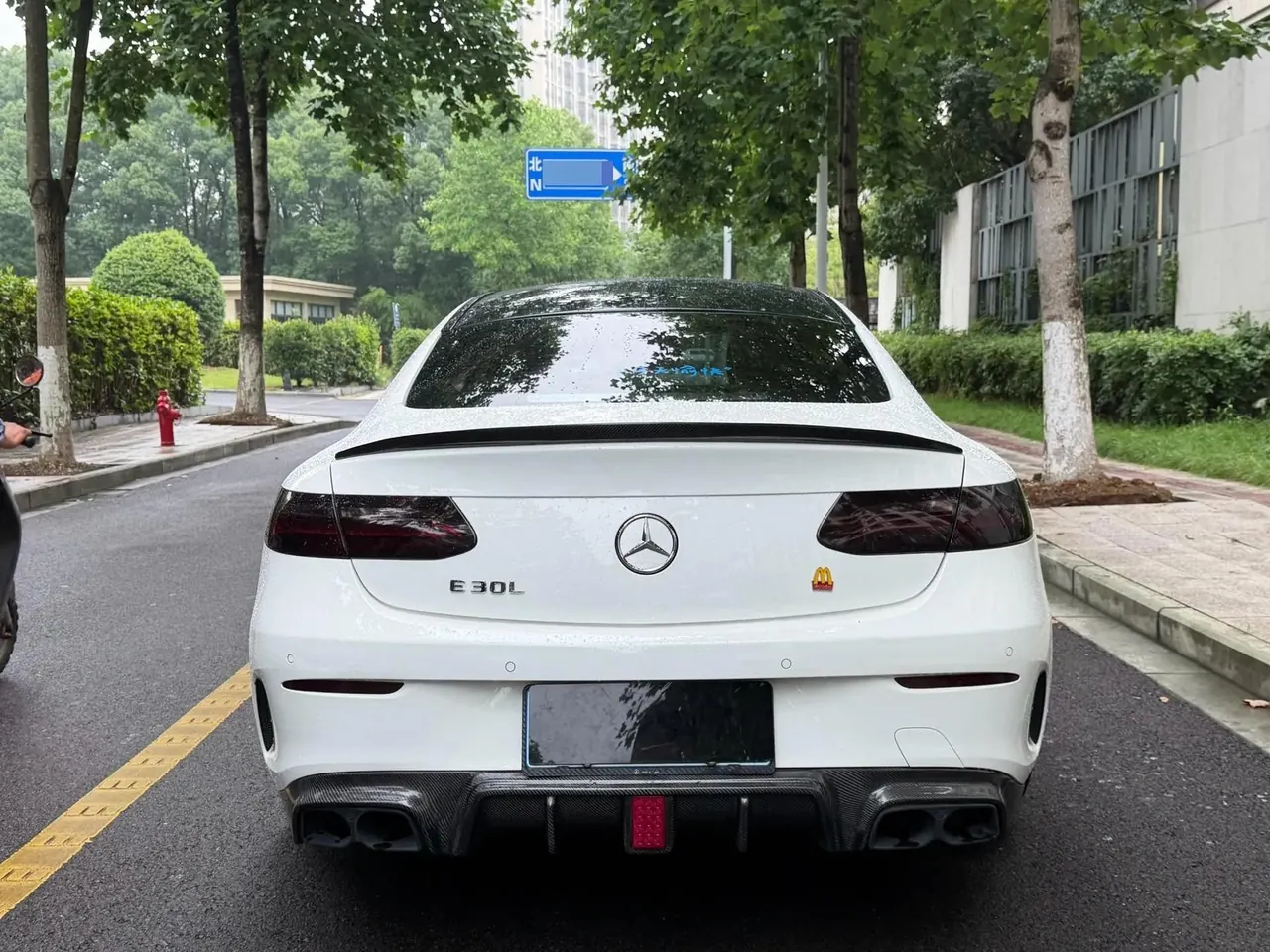 Mercedes Benz E-Class (Imported) 2020 E -260 Coupe 8
