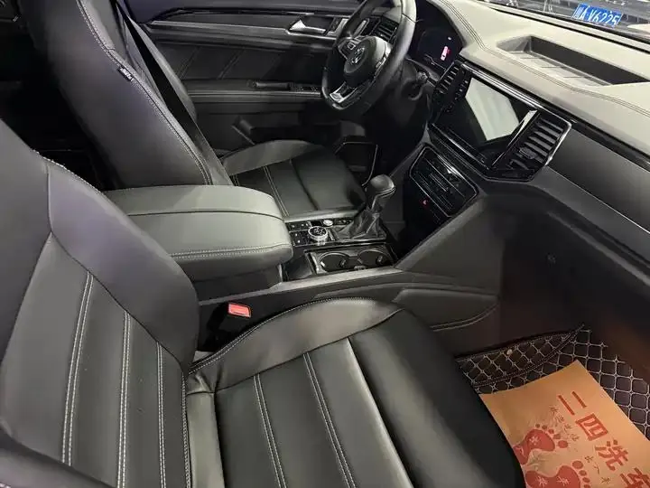 Touang X 2020 Touang X facelift 380TSI 4WD Respect Deluxe Edition 5
