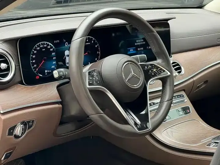 Mercedes Benz E-Class 2022 to E 300 L Fashion 13