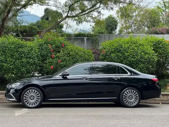 Mercedes Benz E-Class 2022 to E 300 L Fashion 5