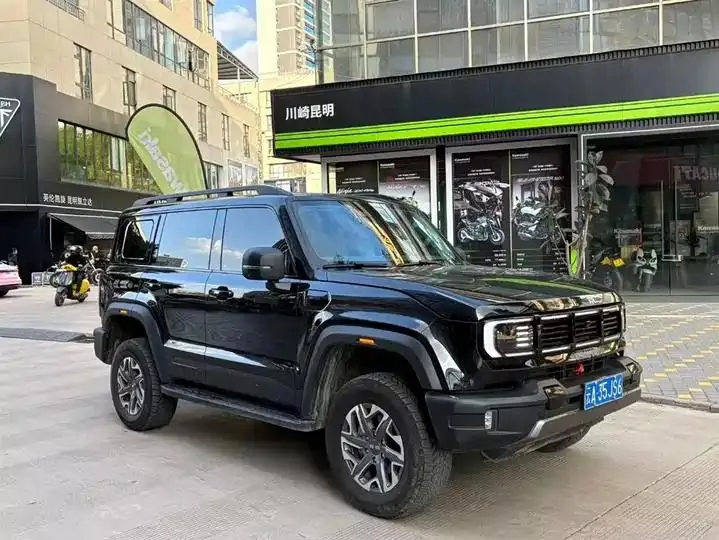 Beijing Off-Road BJ40 2024 2.0D New Blade Hero Crossover 3