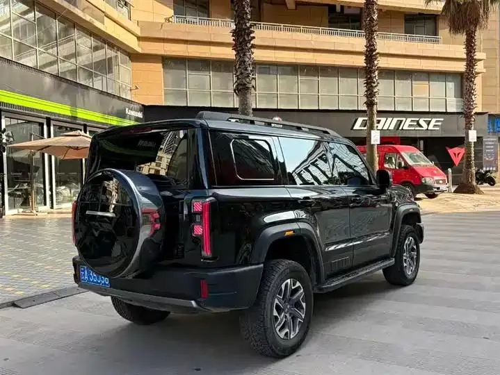 Beijing Off-Road BJ40 2024 2.0D New Blade Hero Crossover 4