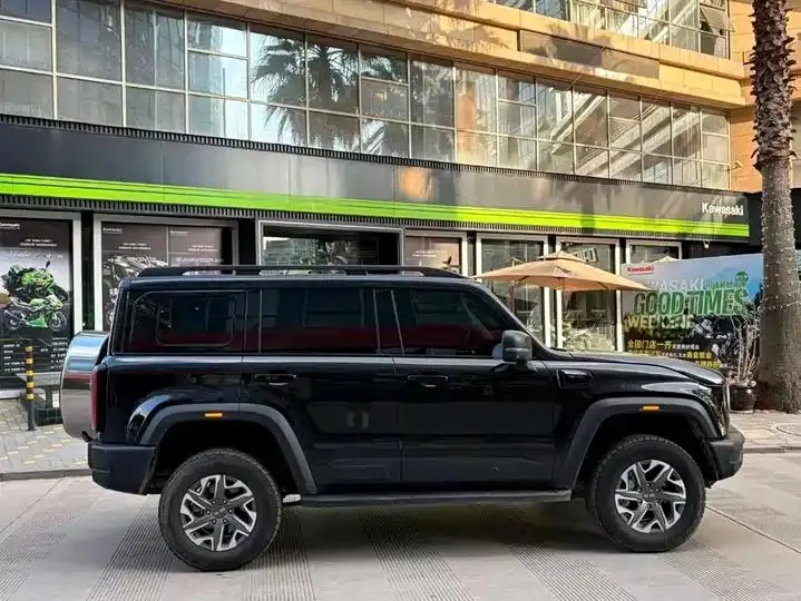 Beijing Off-Road BJ40 2024 2.0D New Blade Hero Crossover 6
