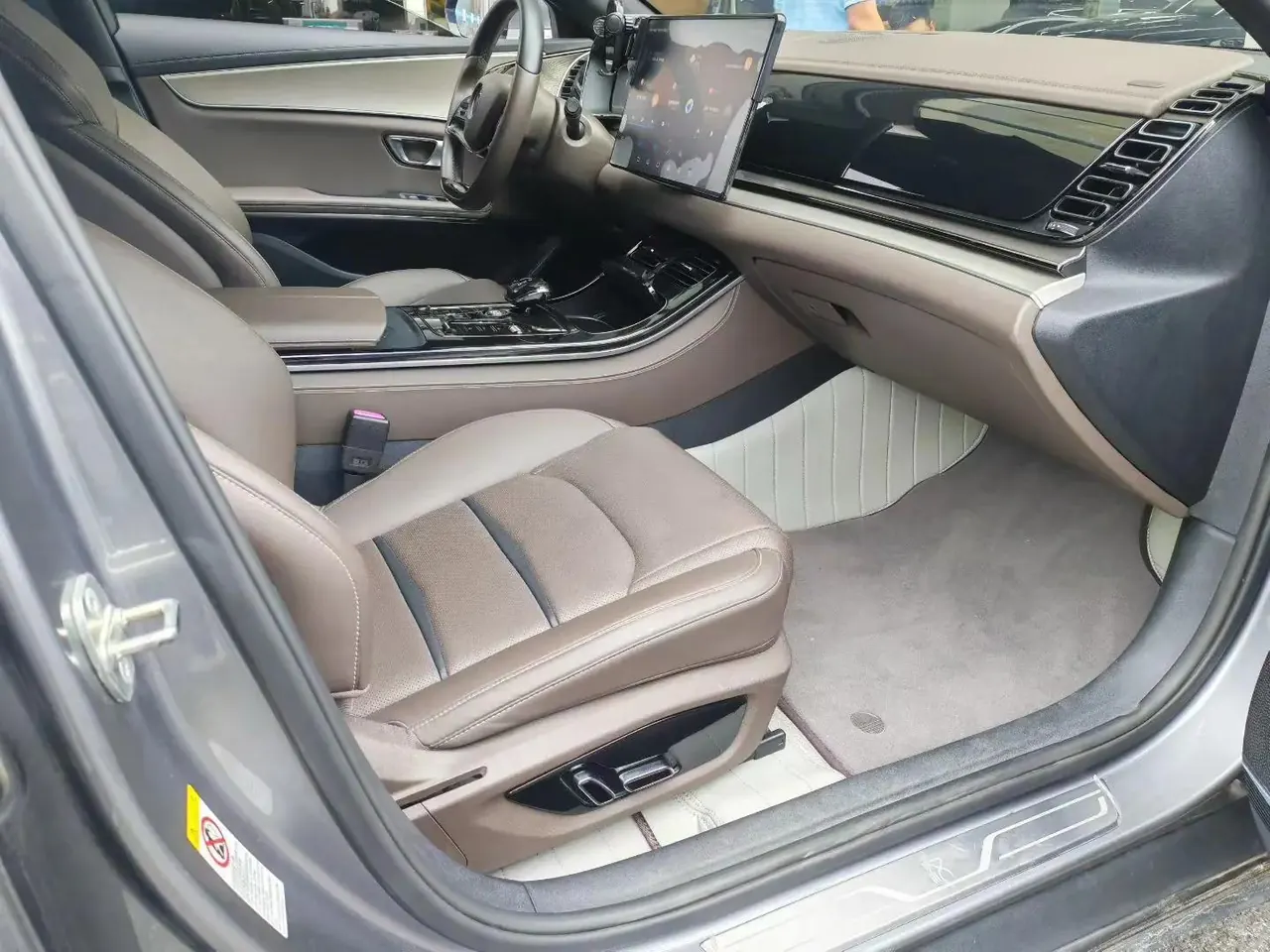 Han 2021 EV Standard Endurance Luxury Model 4