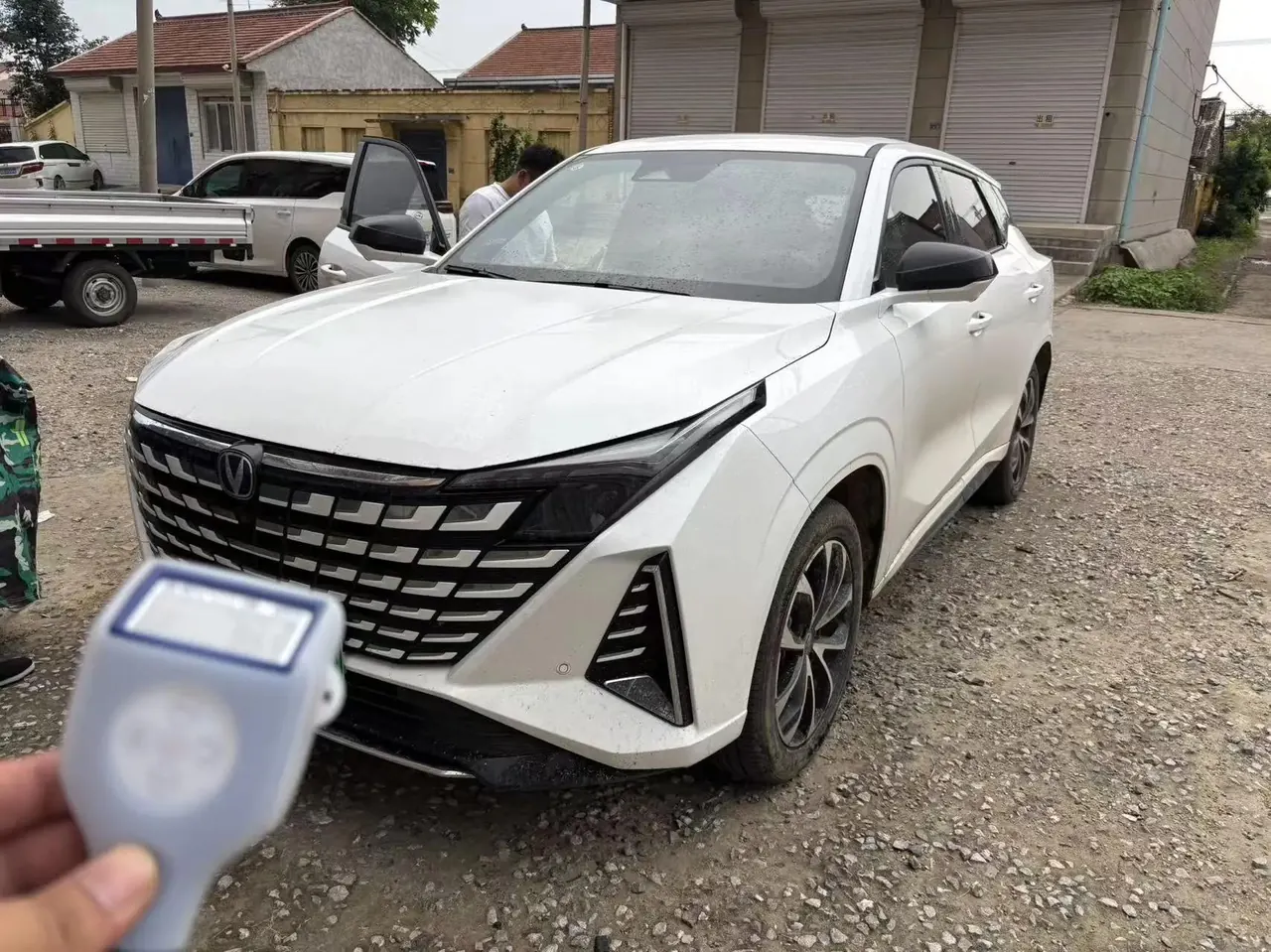 ChangAn UNI-Z 2024 Blue Whale Smart Electric iDD 125km Excellence - View 1