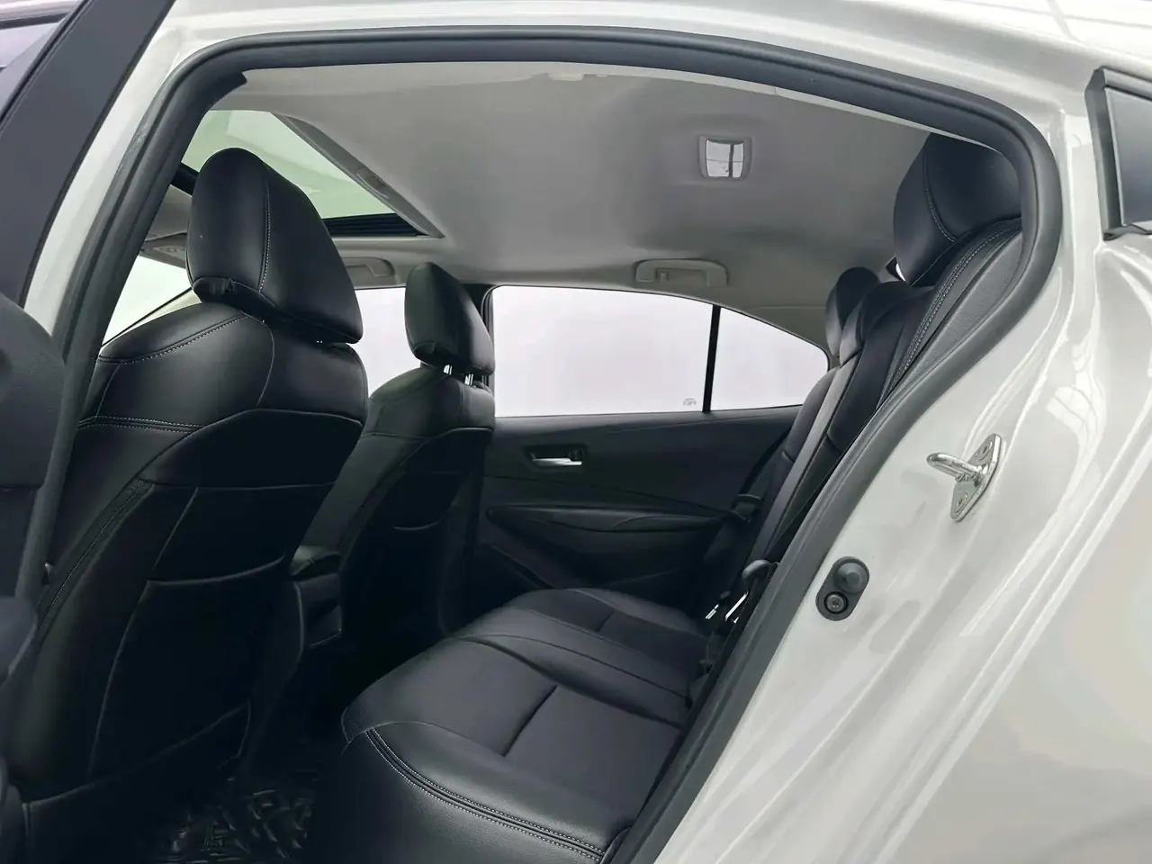 Corolla 2021 TNGA 1.5L CVT Elite Edition 6