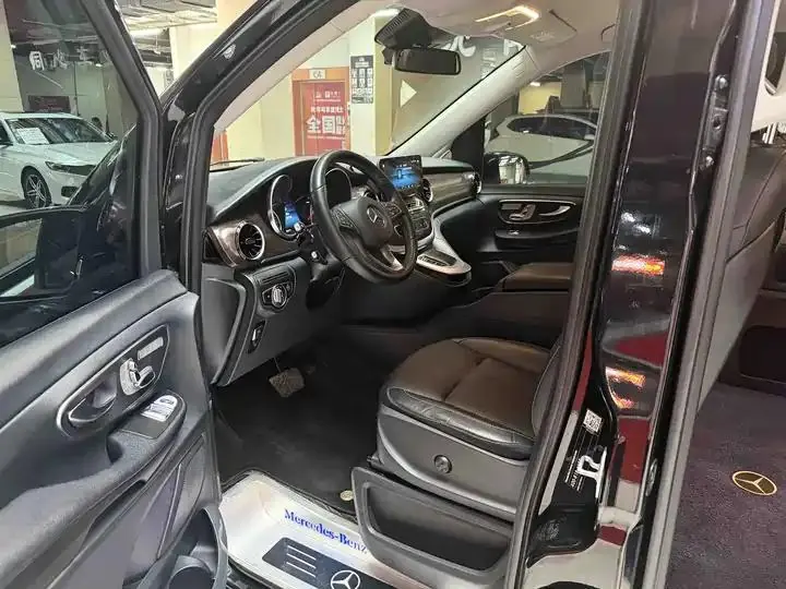 Mercedes Benz Class V 2021V 260 Pilot Edition 4