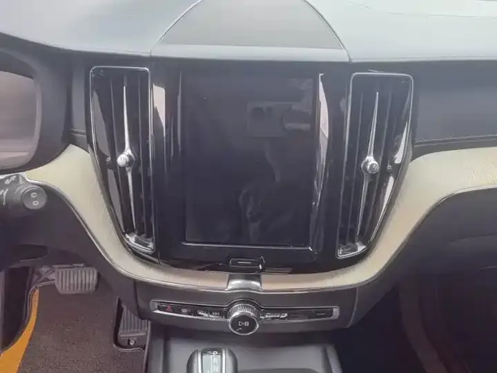 Volvo XC60 2021 T5 4WD Zhiyuan Deluxe Edition 13