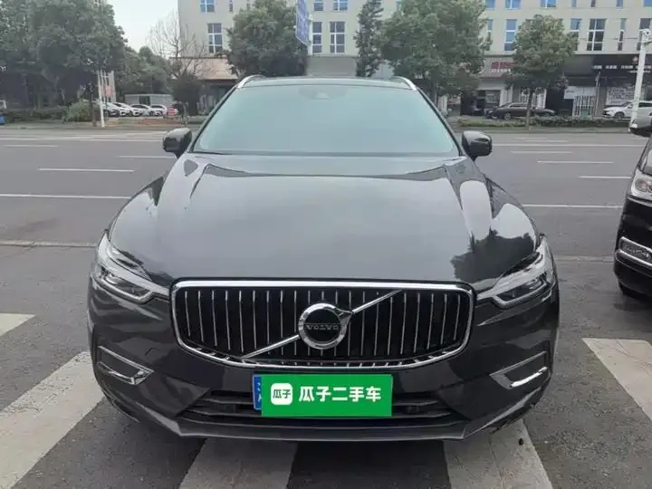 Volvo XC60 2021 T5 4WD Zhiyuan Deluxe Edition 3